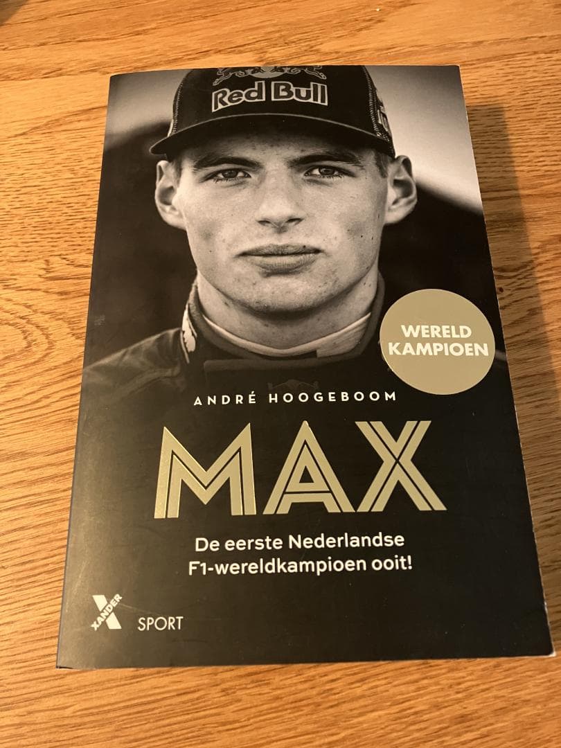 Max / Het beste boek over Max Verstappen