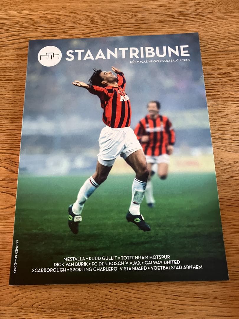 Staantribune 50